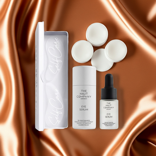 Selbstpflege Augenpads und Augenserum von The Haut Company im Bundle, sichtbar in der Produktabbildung