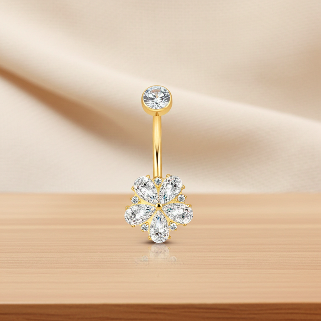 Titan Bauchnabelpiercing „Double Spark“ von ROYALSKIN, stilvolles Piercing mit funkelndem Design, sichtbar in der Abbildung