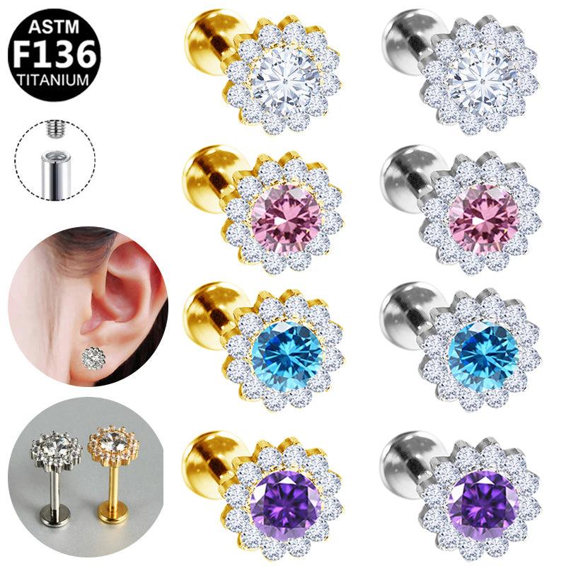 Titan Labret mit Zirkonia-Blume, ROYALSKIN Piercing, glänzende Schmuckfassung, detailreiche Blume mit funkelnden Zirkonias.