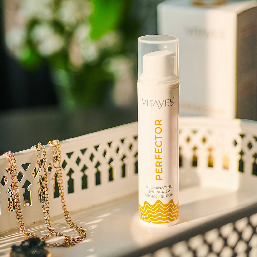 Peptid Lifting Augenserum von Vitayes, 15 ml, mit sofortigem Aufhellungseffekt und Anti-Falten Pflege für die Augenpartie.