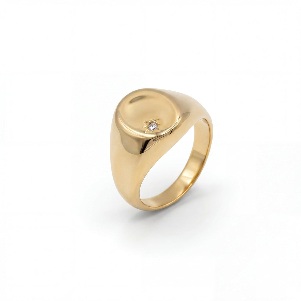 18K Gold Vermeil Ring Noa von Studio Karl, eleganter Damenring mit goldener Oberfläche, detailreiche Gestaltung.